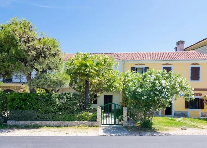 Feriehus House Oleander Sukošan